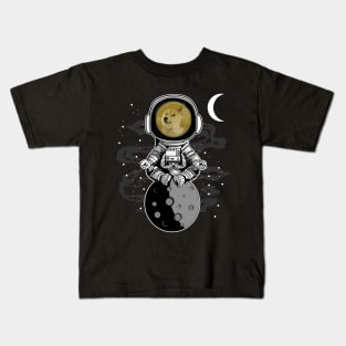 Astronaut Dogecoin DOGE Coin To The Moon Crypto Token Cryptocurrency Wallet Birthday Gift For Men Women Kids Kids T-Shirt